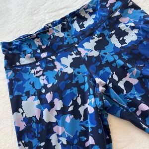 GapFit Blue Floral Print Capri Leggings Activewear Women's Size XXL Workout Pant